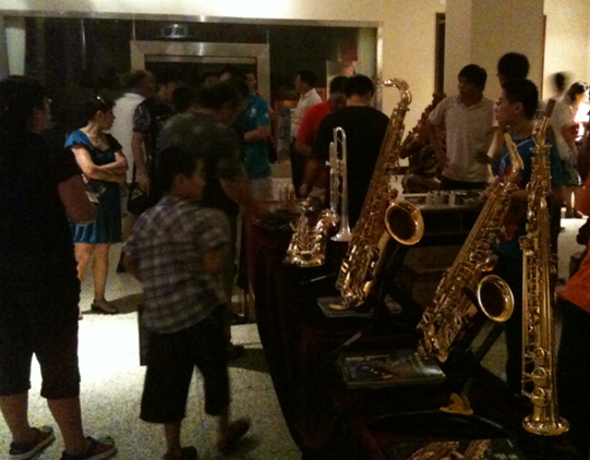 “GA黄金甲之夜”萨克斯管音乐会暨CUSTOM-VIP俱乐部活动在烟台成功举办