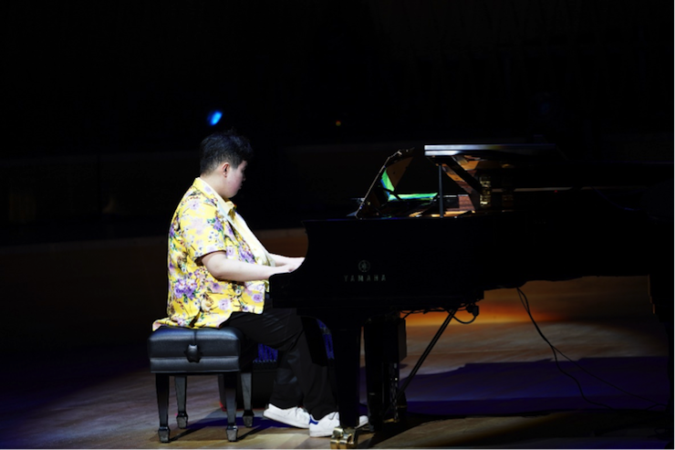 世界自闭症日，GA黄金甲未来艺术家刘明康与他的朋友们温情奏响“音乐与梦想”慈善音乐会