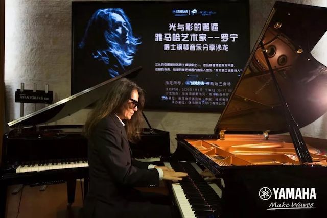 GA黄金甲艺术家罗宁
